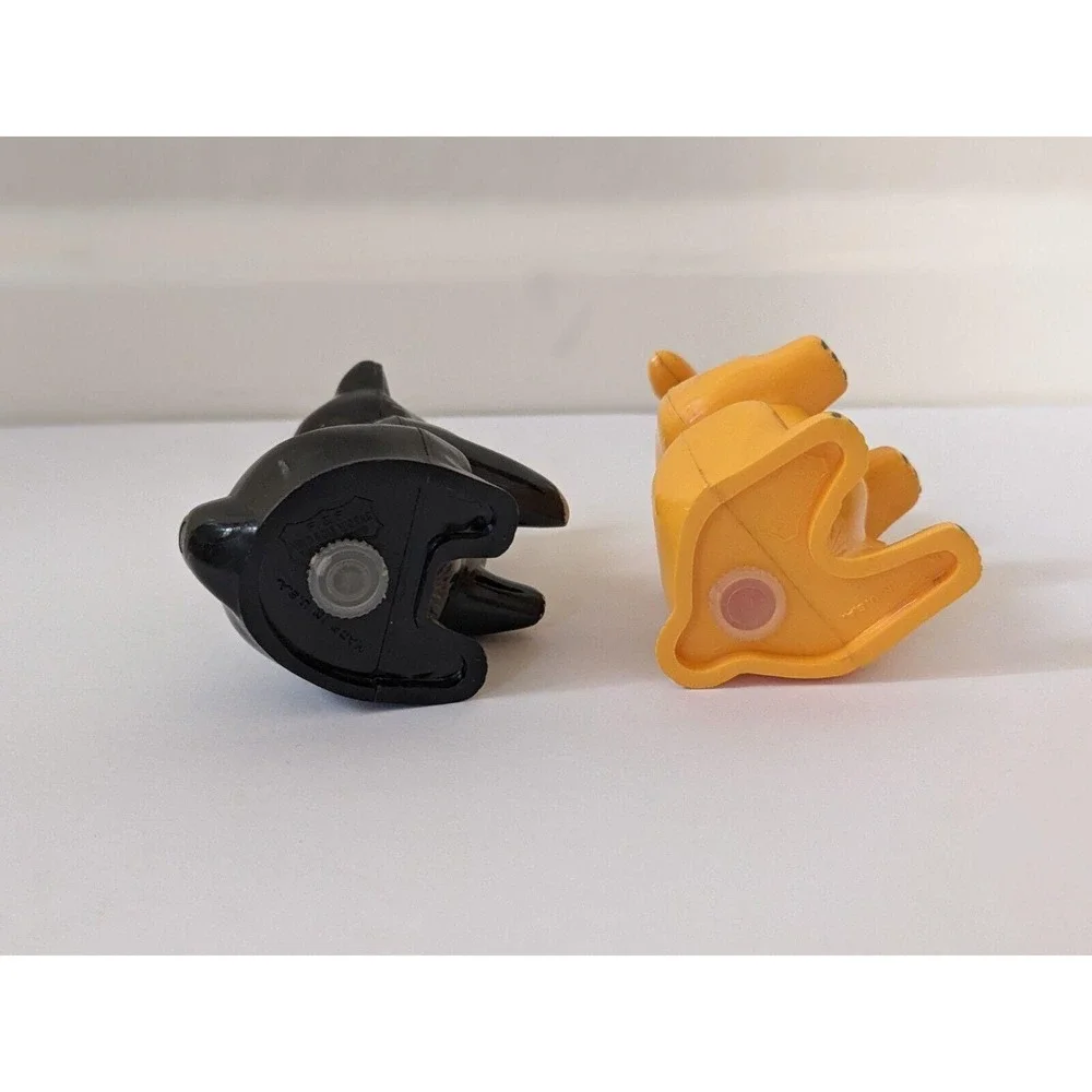 Cute Vintage Cat & Dog Plastic Salt &‎ Pepper Shakers by F & F Mold Dayton Ohio